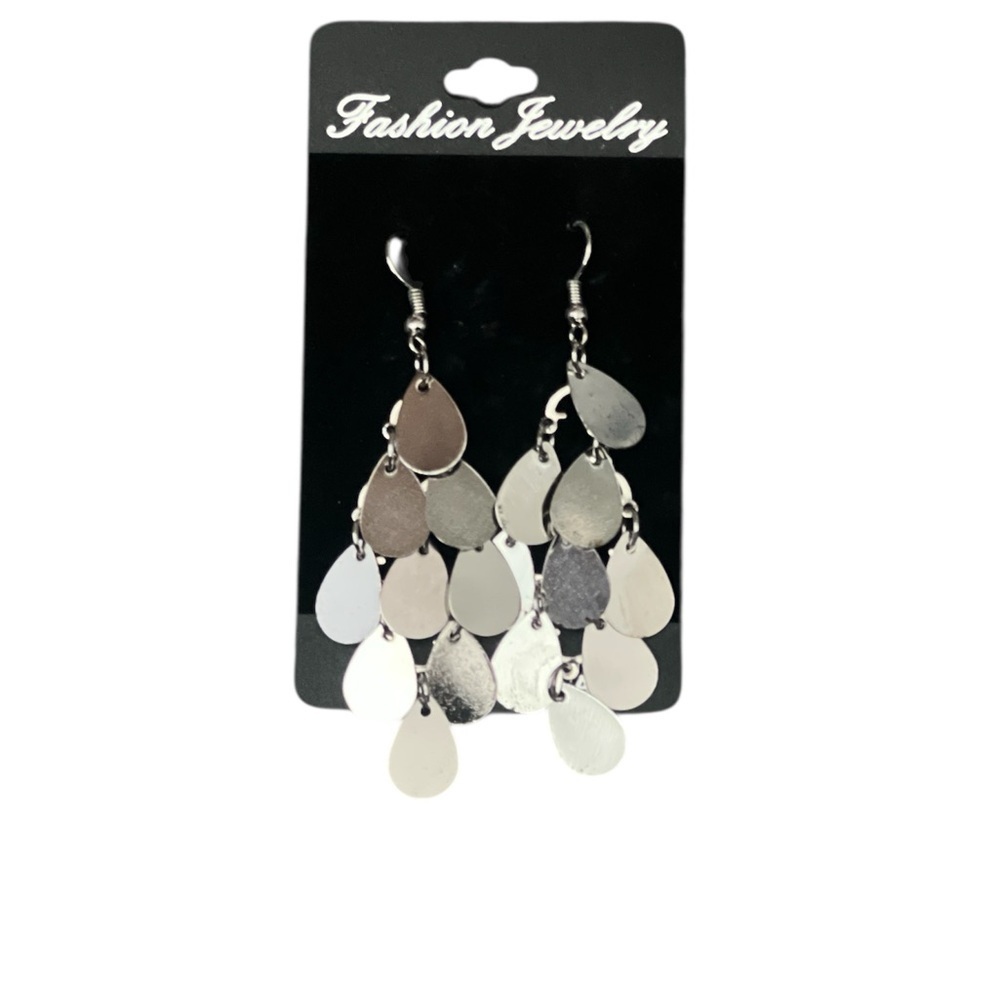 5/$25 Fashion Jewelry Silver Teardrop Earrings